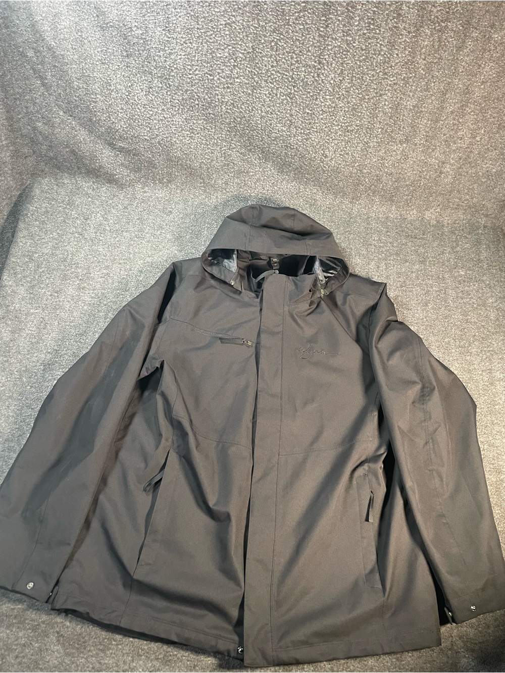 WYNN Casino Las Vegas Full Zip Hooded Golf Jacket Windbreaker Men's Size XXL BLK